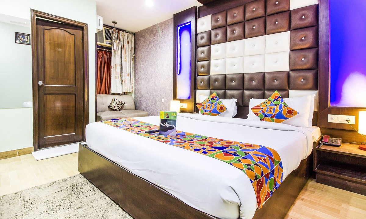Zirakpur Hotel | FabExpress Mittaso