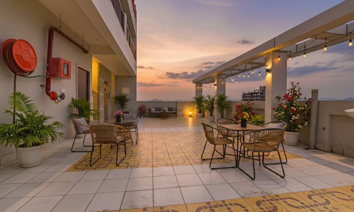 Gayariawas Hotel | Fabhotel Diamond I