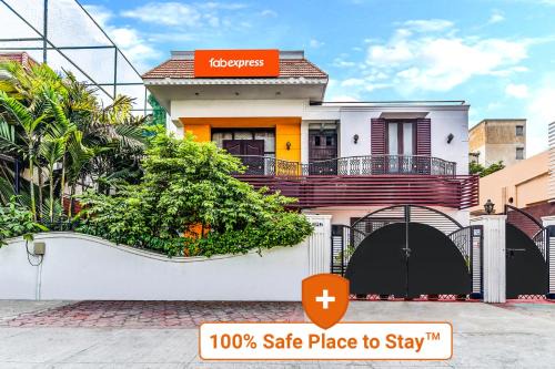 Chennai Hotel | FabHotel Nestlay Rooms