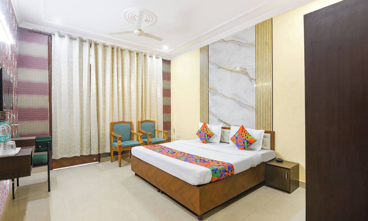 Sector 15 Hotel | Fabhotel Sager Inn