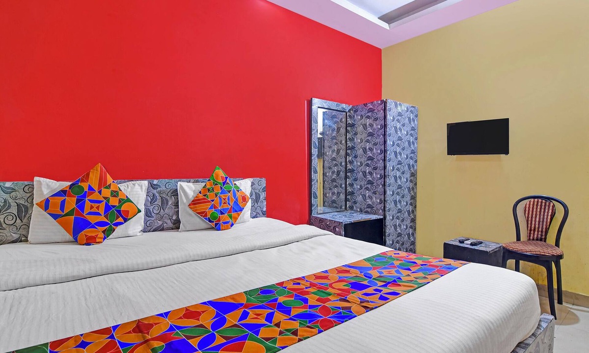 Chinar Park Hotel | Fabhotel Swagatam