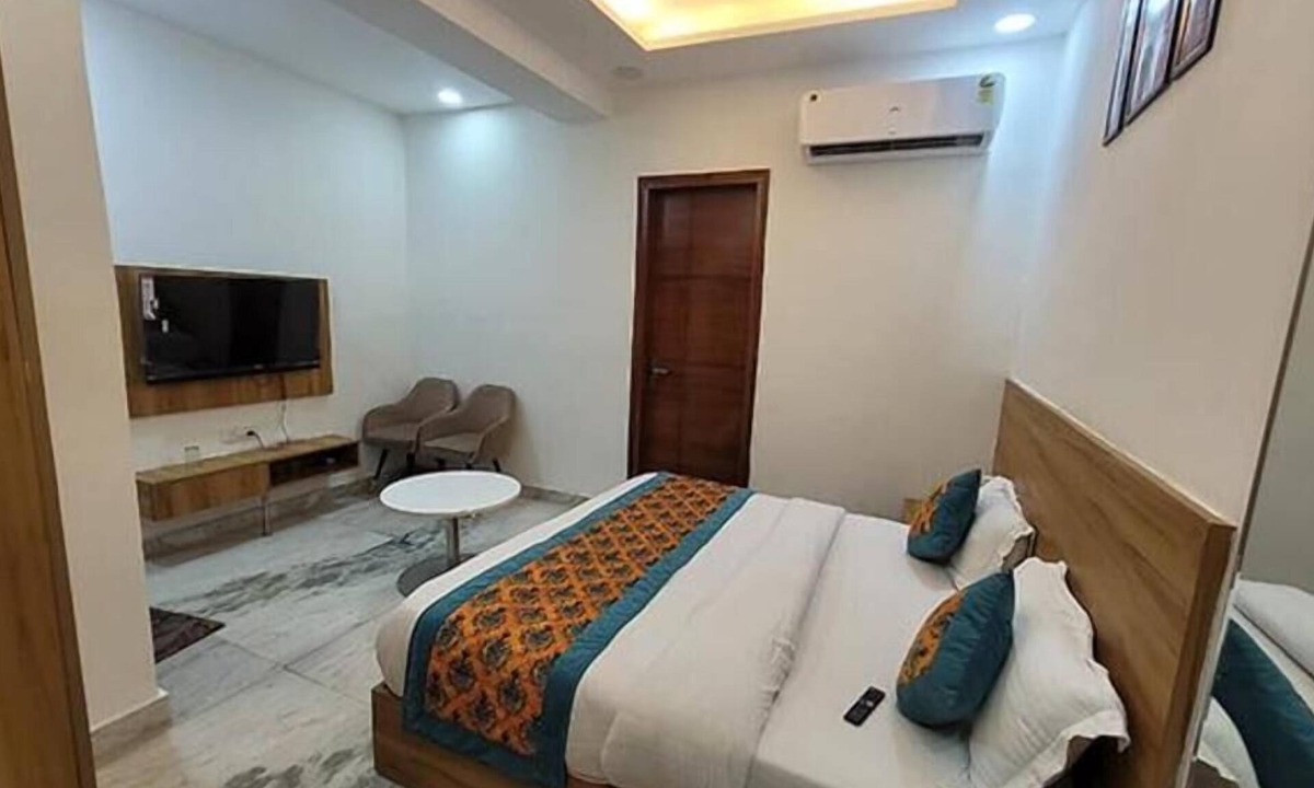 New Delhi Hotel | Fabhotel The Param Continental