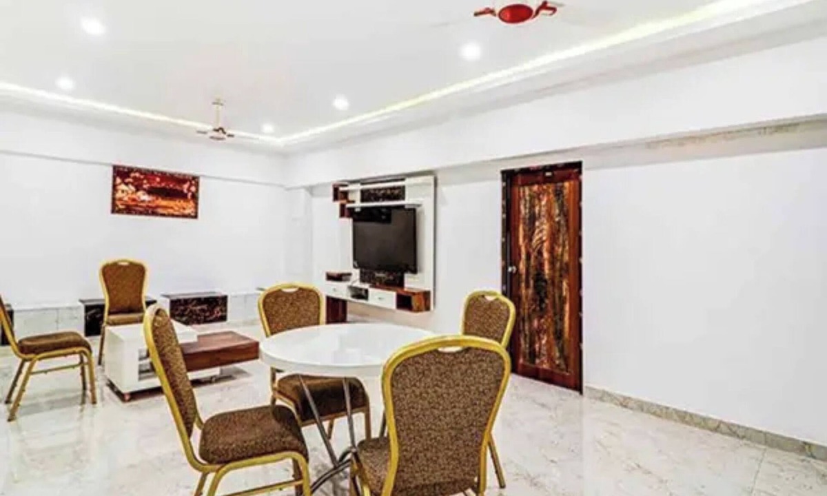 Secunderabad Hotel | FabHotel Vaishnavi Grand - Near Secunderabad Railway Station