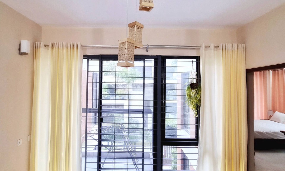 Basundhara Residential Area Apartment | Family apartment with modern decor. Close to Airport and CBD