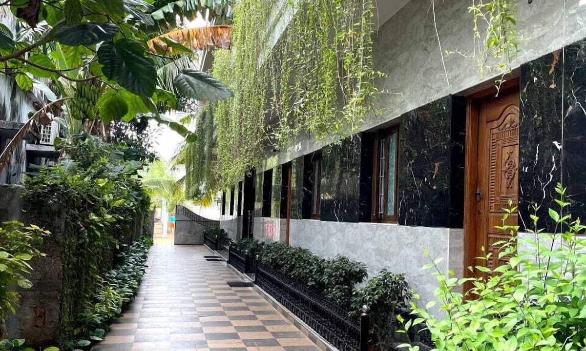 Chettikulam Hotel | Farmdean Holiday Home