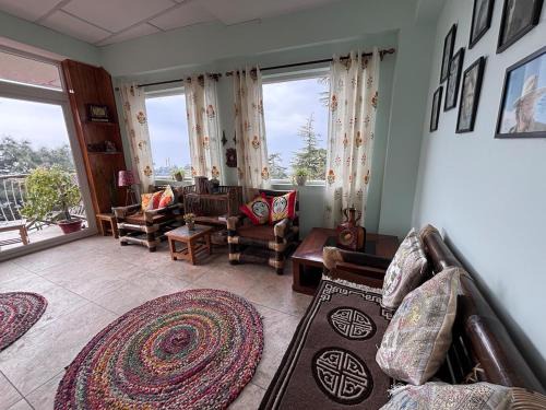 McLeod Ganj Apartment | Fiddlehead Fern