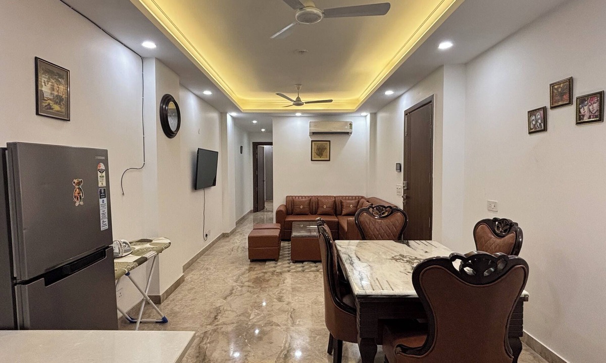 Saket Apartment | Fortune Home Service Apartment 3Bhk J150