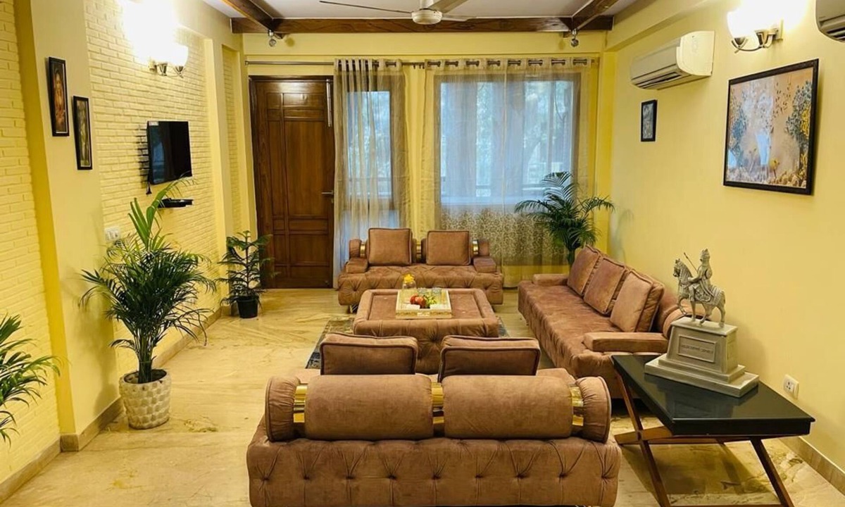 Saket Apartment | Fortune Home Service Apartment 4Bhk D-36