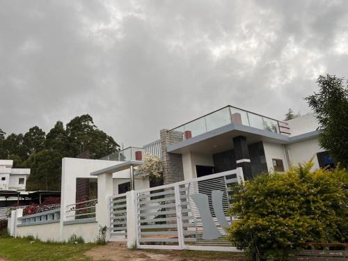 Vilpatti Villa | Free Fly Homestay