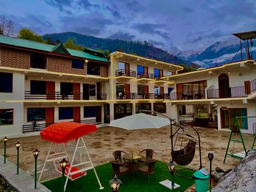 Gadherni Hotel | Happy Valley Riverside Resort, Manali - Property of the Year