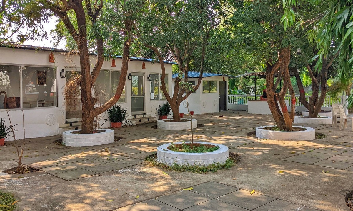 Khajuraho Hotel | Headquarter Khajuraho