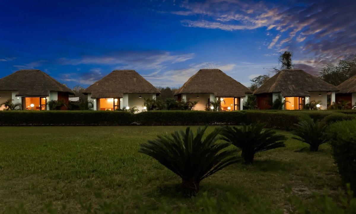 Bail Parao Hotel | Heaven Hills Foresto