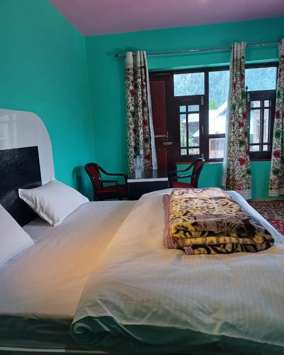 Pahalgam House | Heera Guest House