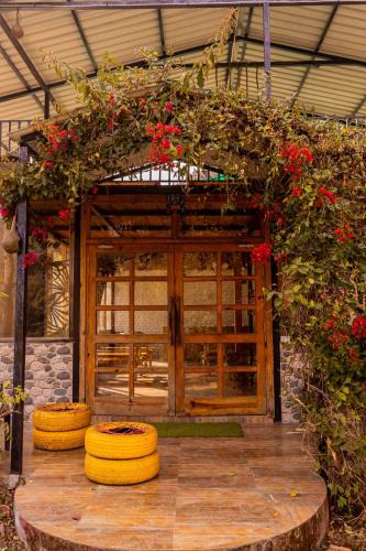Pangot Hotel | Hidden Valley Resort Pangot