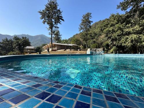 Shivpuri Hotel | High Bank Himalayan Retreat