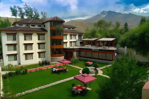 Kargil Hotel | Highland Mountain Resort & Spa Kargil