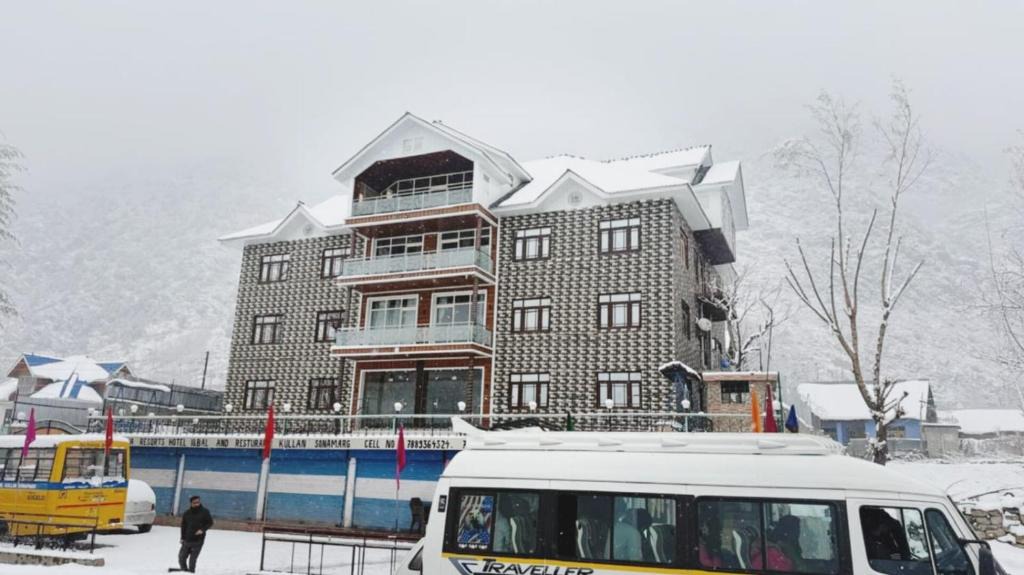 Gund Hotel | Himalayan Stay