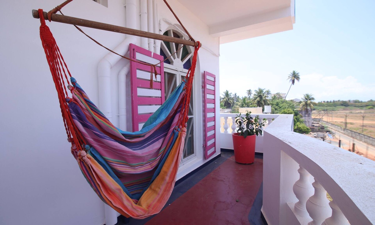 Kalapettai Hotel | Holi-Wood Guesthouse