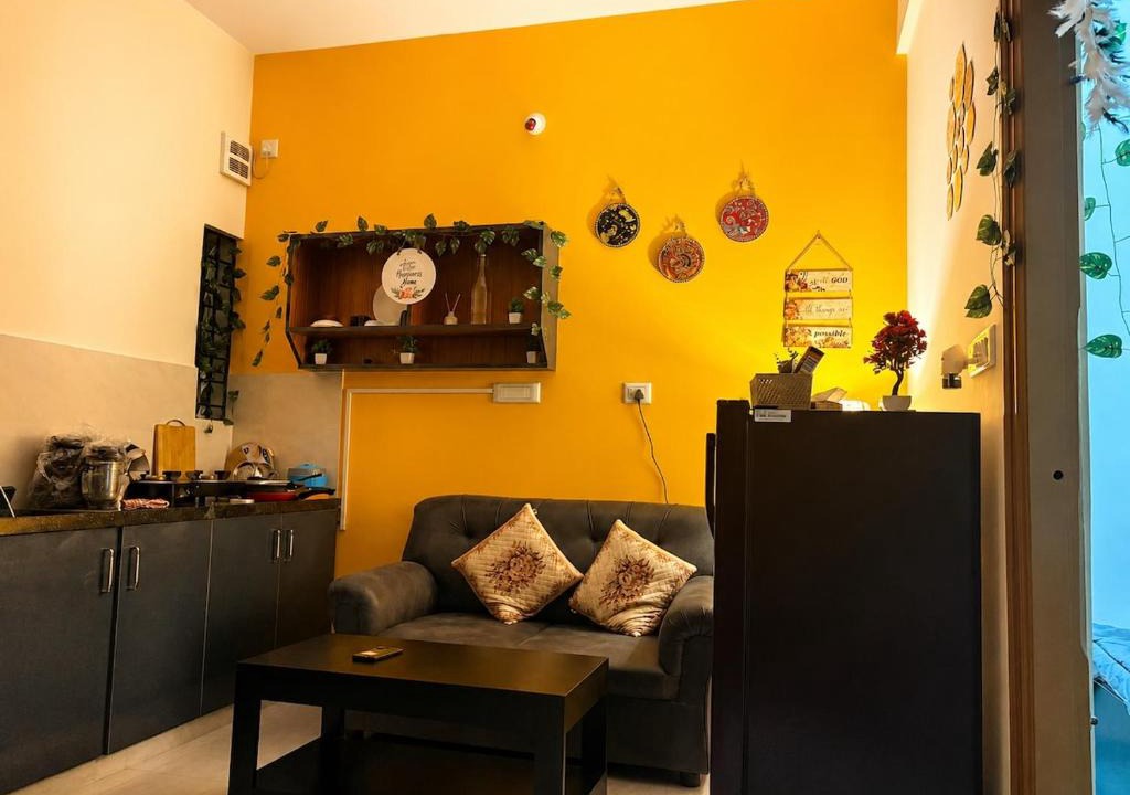 Electronic City Phase II Apartment | Home Stay with Power Backup and Lift in Electronic City