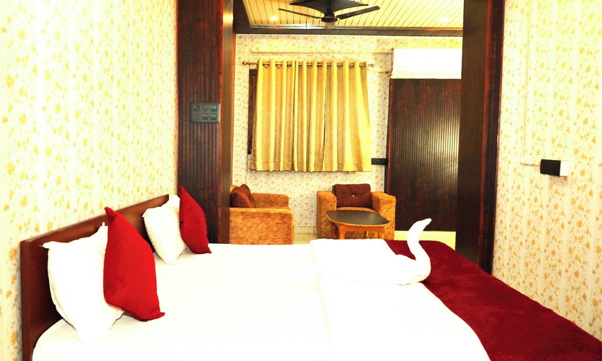 Lanka Hotel | Hotel Ambassador Grand