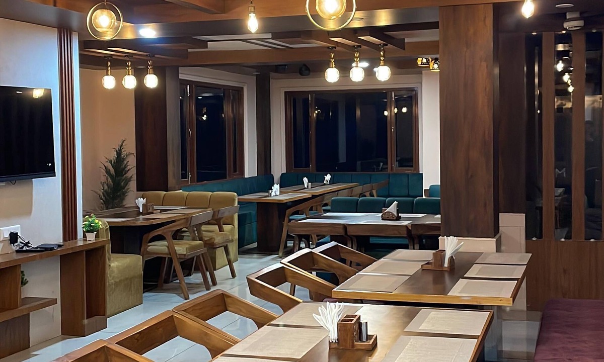Theog Hotel | Hotel Apple View Narkanda