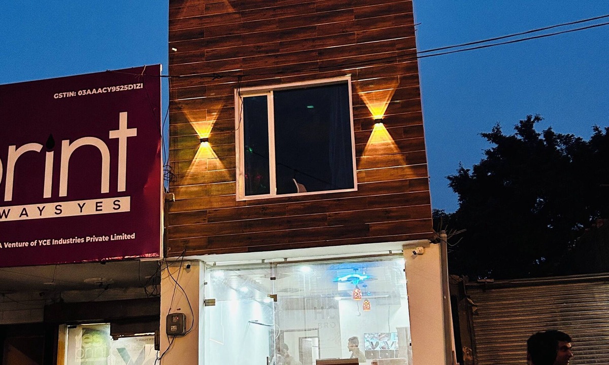 Panchkula Urban Estate Hotel | Hotel Brothers