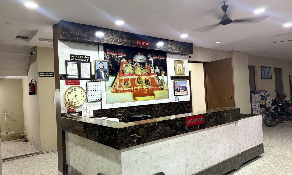 Bullawala Hotel | Hotel Darbar