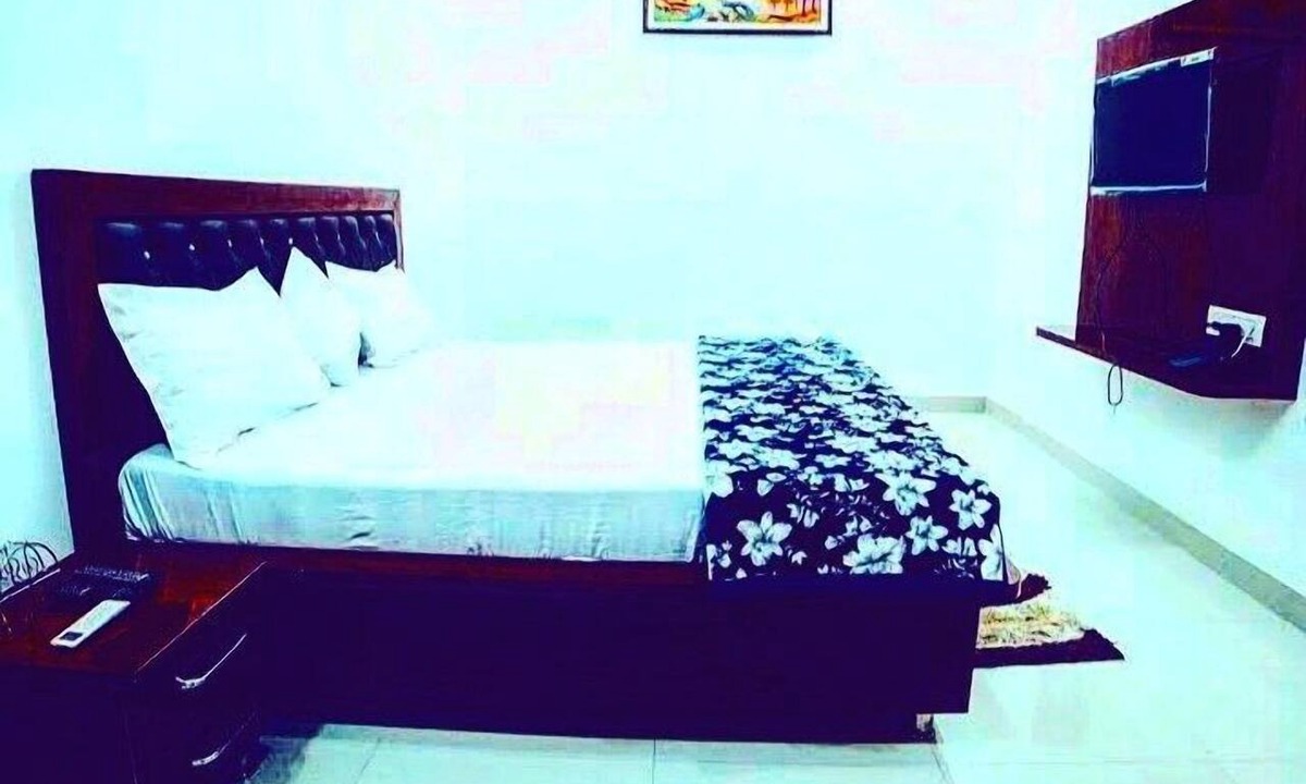 Bhiwani Hotel | Hotel DM Heavens