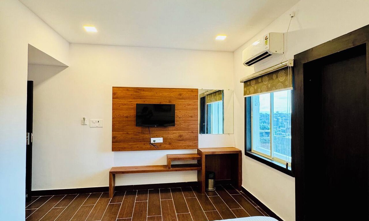 Sultanpur Hotel | Hotel Ellora Inn Sultanpur