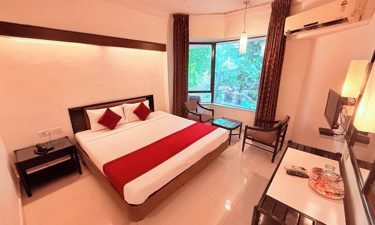Panvel Hotel | Hotel Garden