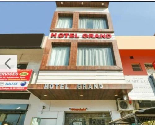 Zirakpur Hotel | Hotel grand