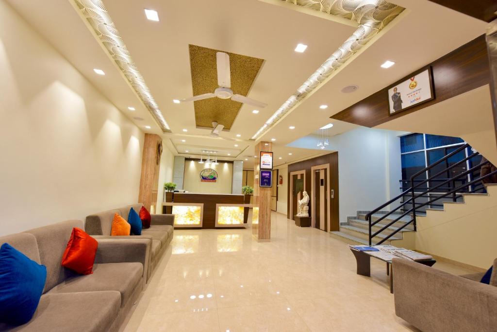 Paldi Hotel | Hotel Heritage - Near Navrangpura