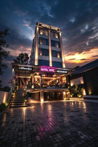 Clement Town Hotel | HOTEL HIVE