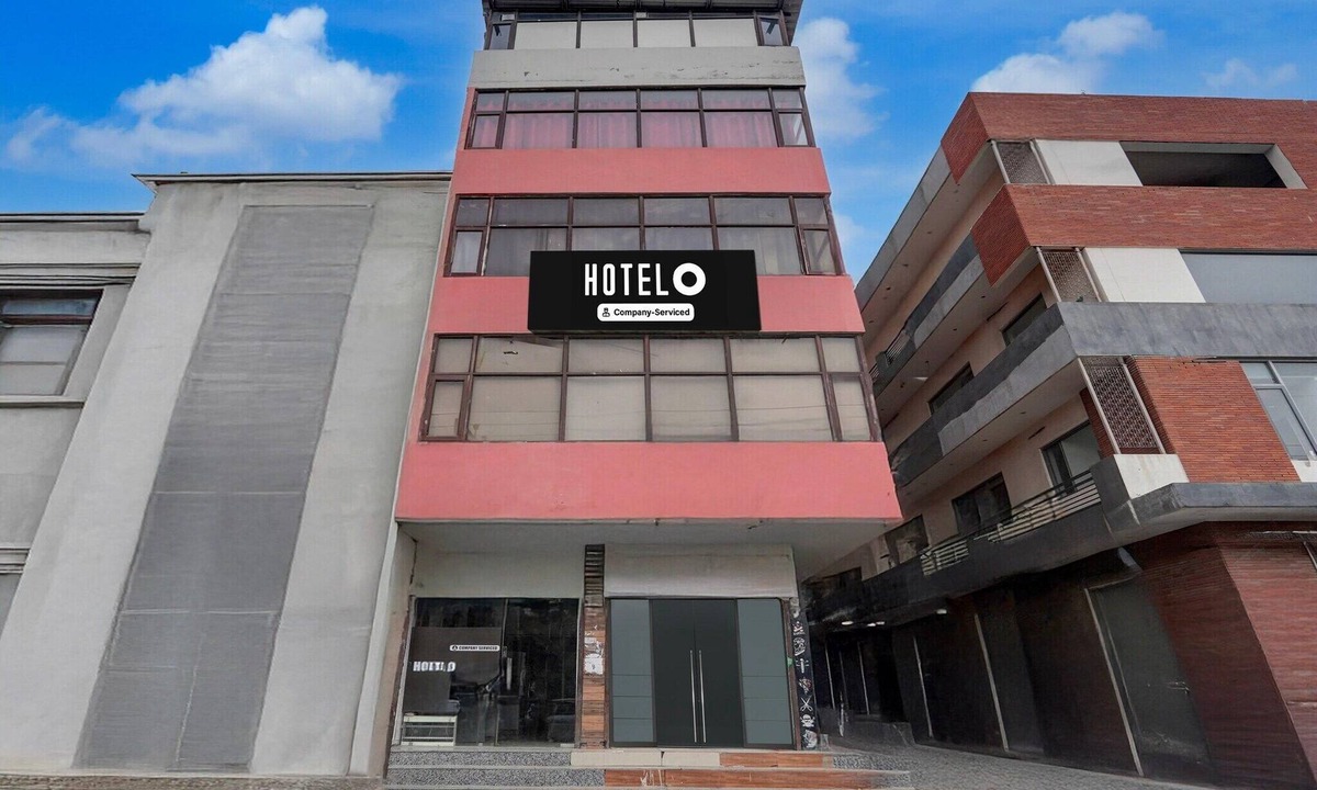 Mohali House | Hotel ISBT Mohali Formerly Holiday Spot