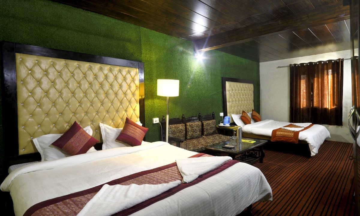 Kausani Hotel | Hotel Kausani Retreat