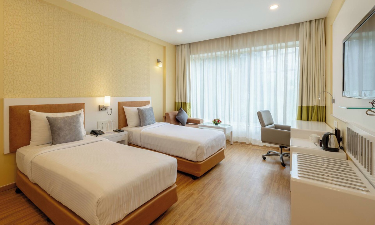 Christian Gaon Hotel | Hotel Kohinoor Elite near BKC