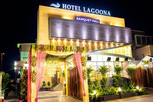 Wazirpur Hotel | Hotel Lagoona and Banquet Hall Near D Mall , Pacific Mall NSP Pitampura