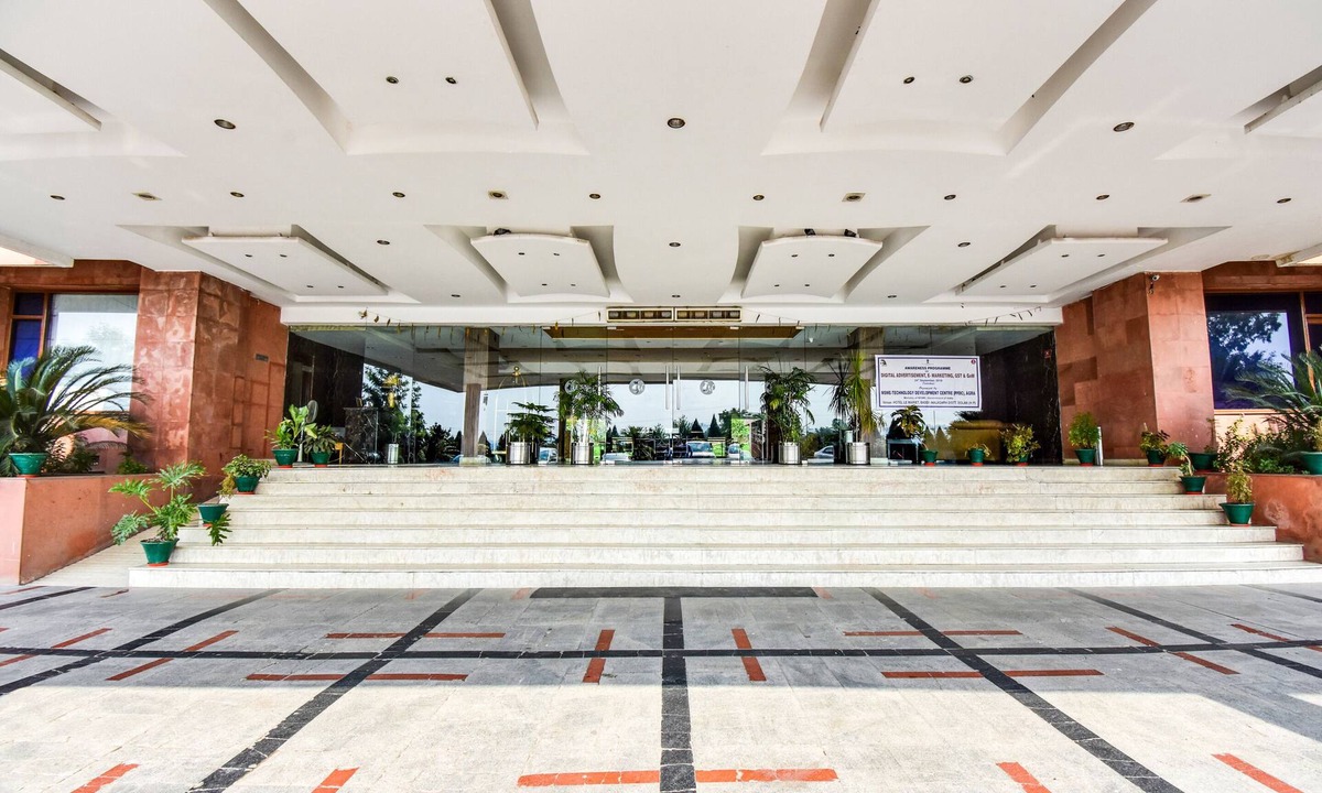 Baddi Hotel | Hotel Le Mariet