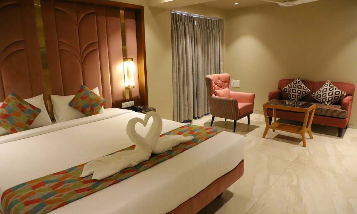Nala Sopara Hotel | Hotel Le Vivanta