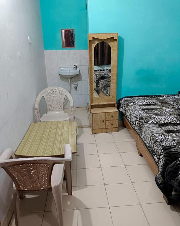 Guptkashi Hotel | Hotel Madhuban