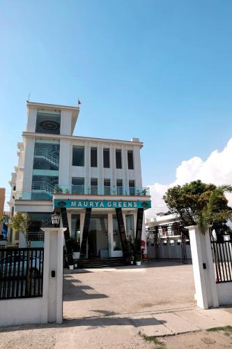 Khatima Hotel | Hotel Maurya Greens