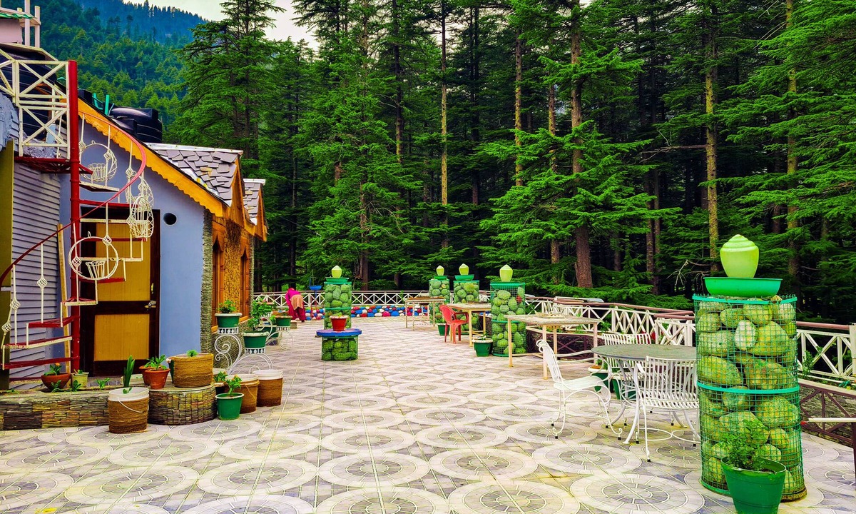 Old Manali Hotel | Hotel Mountain Top