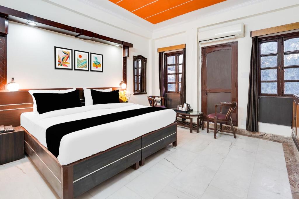 Ghaziabad Hotel | HOTEL O 4 SQUARE A LUXURY ROOMS NEAR RDC MAIN MARKET