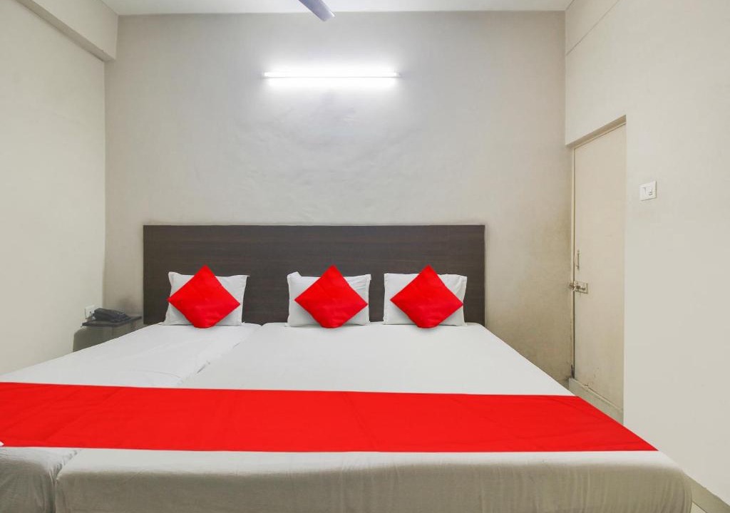 Begumpet Hotel | Hotel O Bharat Lodge