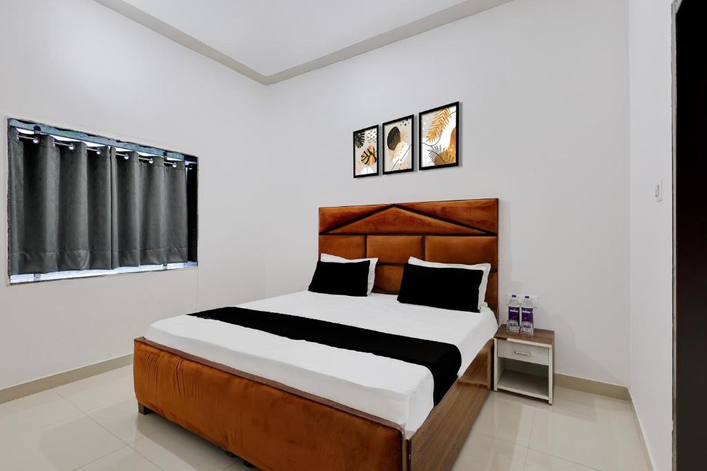 Mahendragarh Hotel | Hotel O Rudra Hotel and restaurant