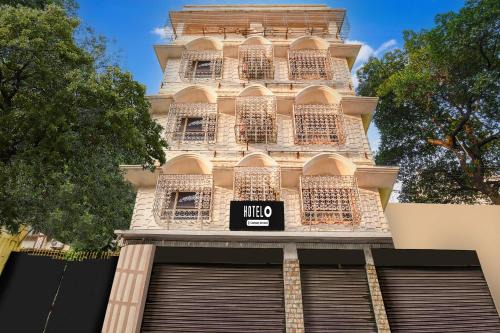 Ballygunge Hotel | Hotel O Sarat Bose Road Formerly Shree Guest House