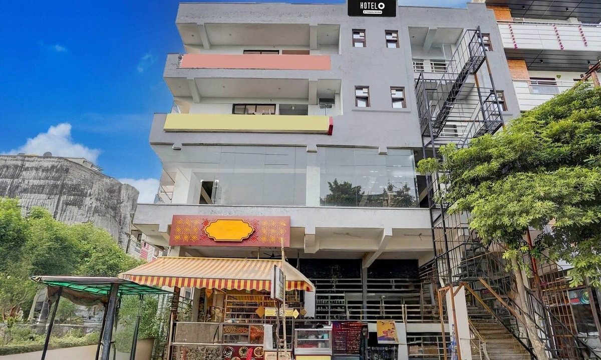 Vasundhara House | Hotel O Sector 3 Ghaziabad