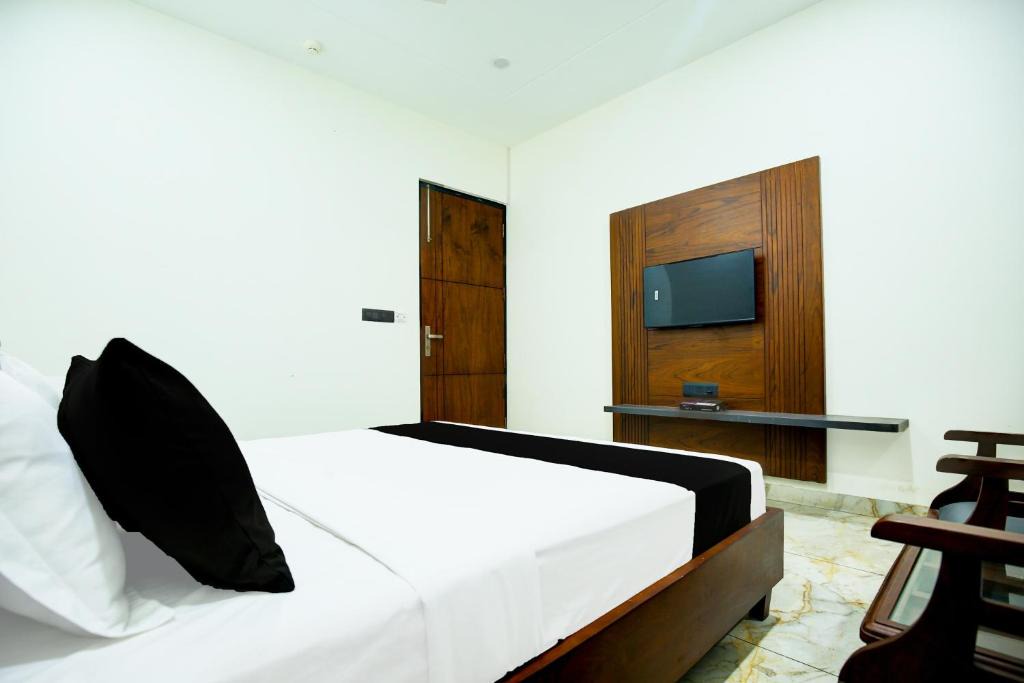 Dera Bassi Hotel | Hotel O The Eden