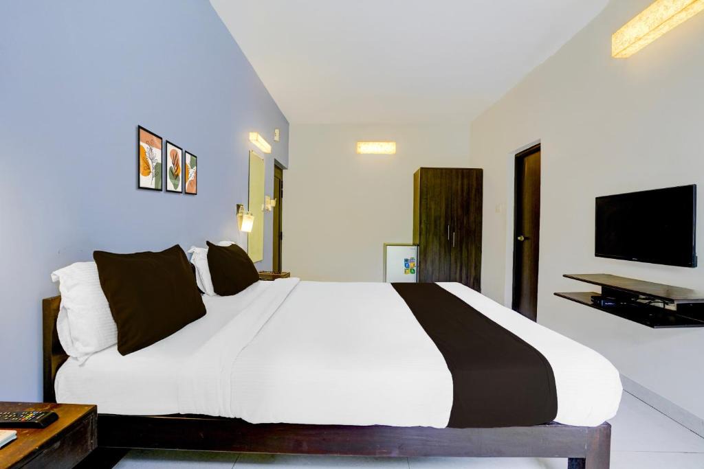 Calangute Hotel | Hotel O The X and Z Hotel