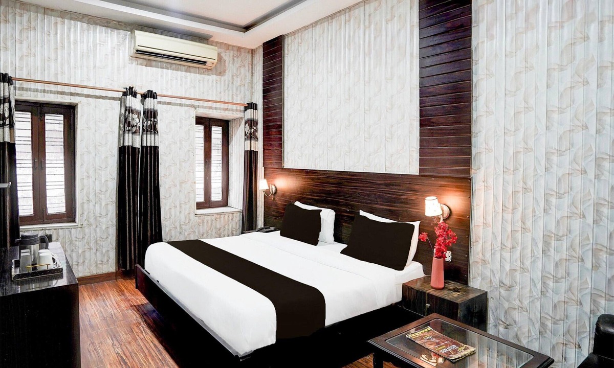 Dehradun House | Hotel O Tyagi Road Railway
